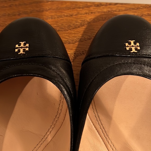 Tory Burch Black Ballet Flats EUC - Picture 2 of 9